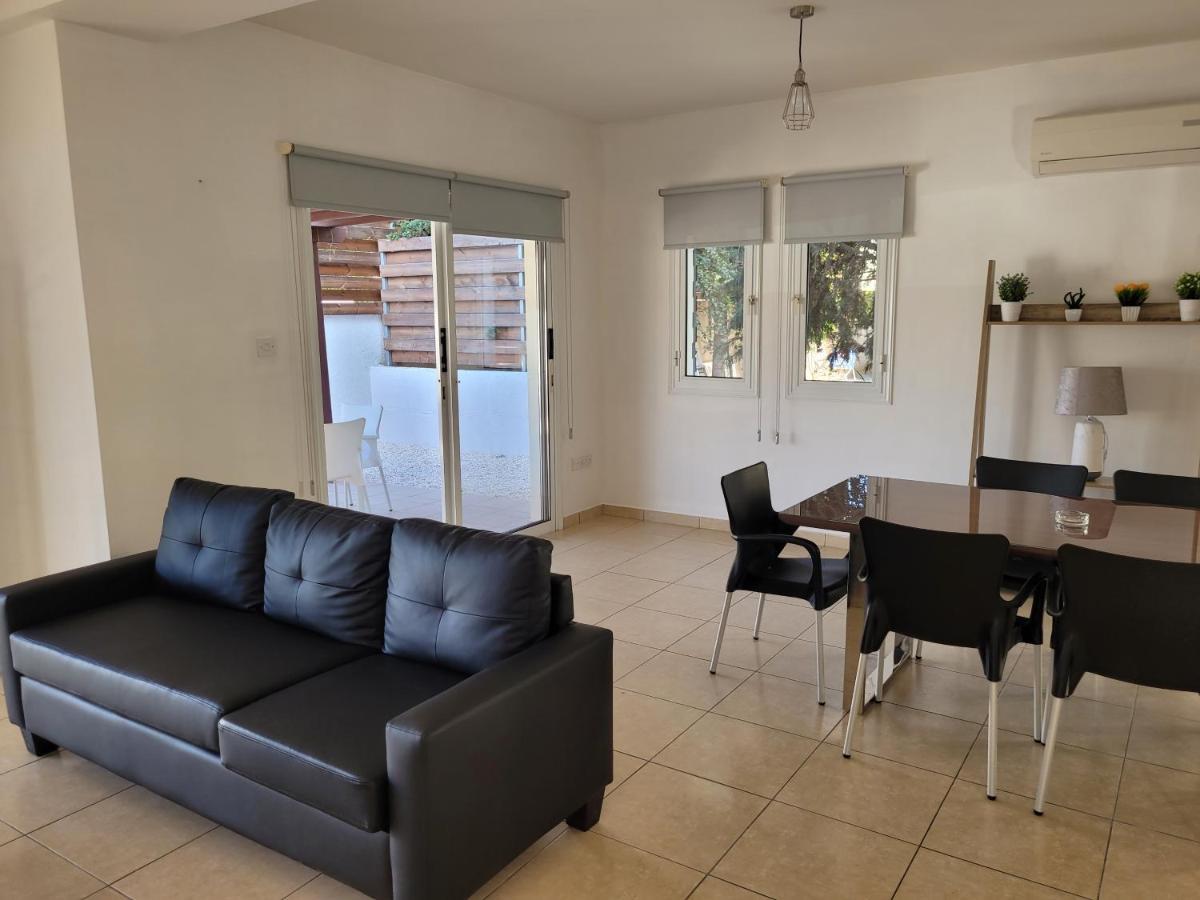 Elean Villa Paphos Exteriör bild