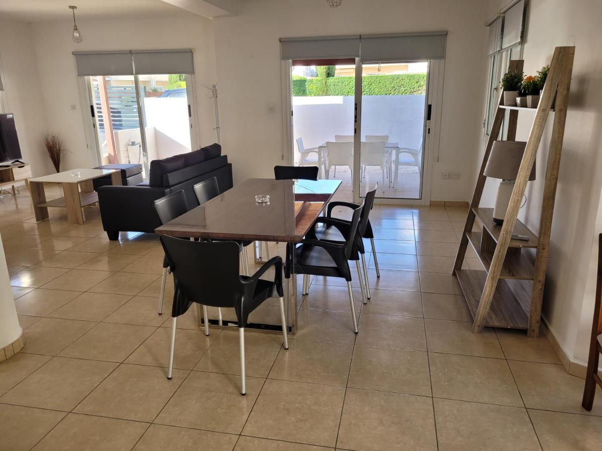 Elean Villa Paphos Exteriör bild