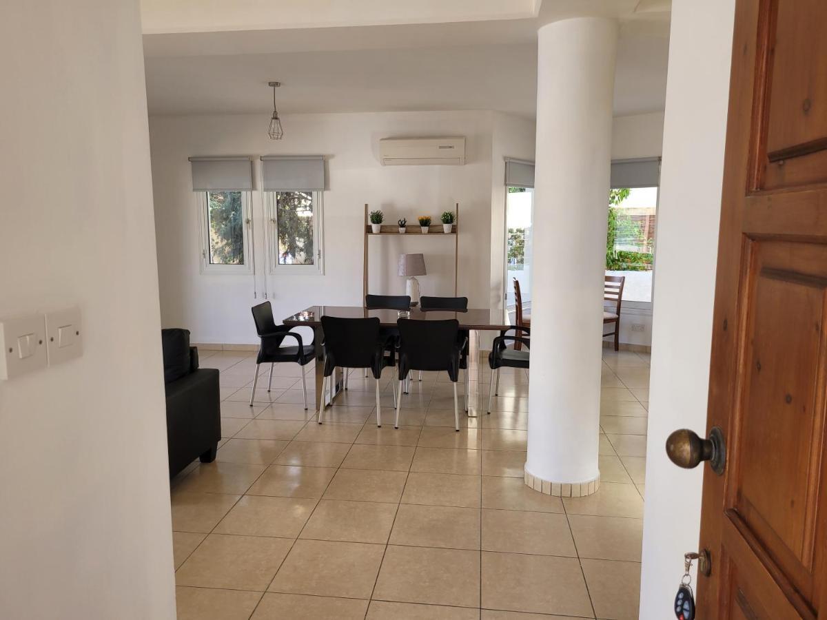 Elean Villa Paphos Exteriör bild